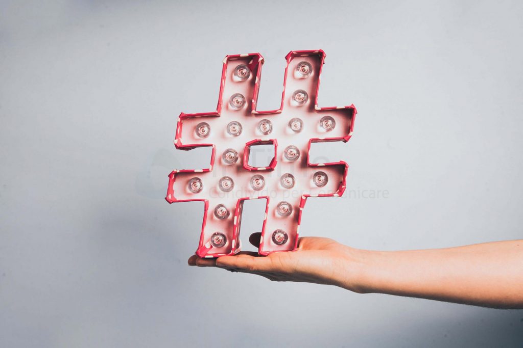 key words e hashtag per Pinterest: dove e come usarli su pinterest Per aziende e privati
