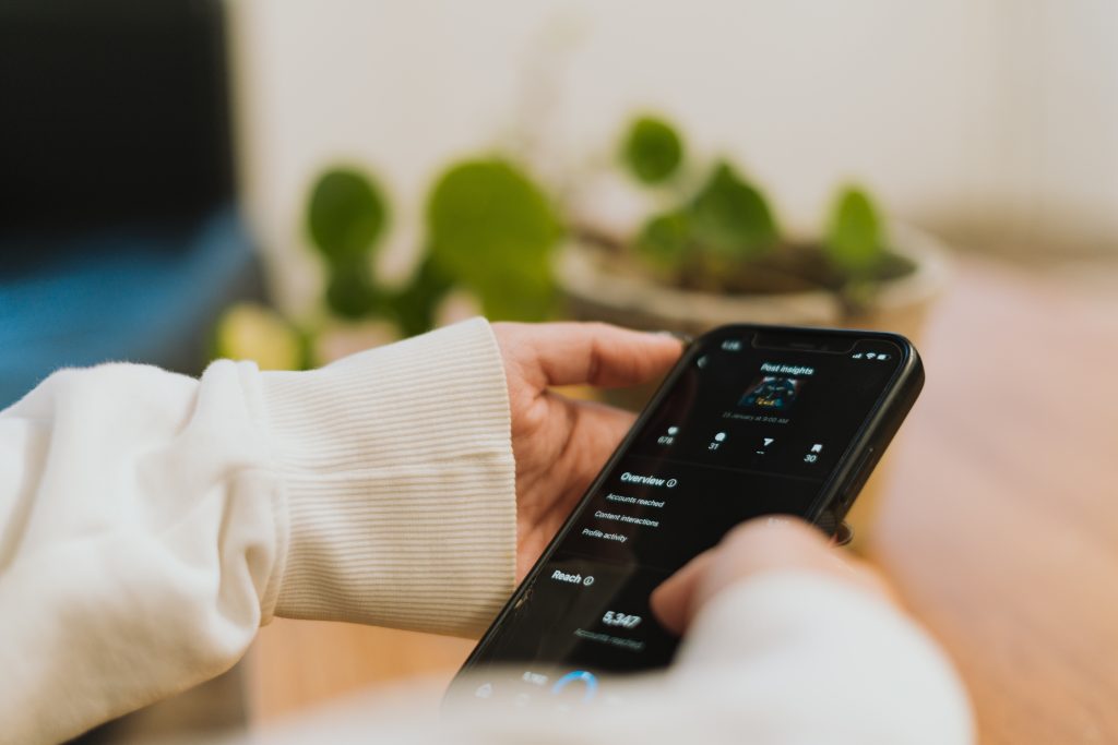 KPI social: cosa sono, quali sono e come scegliere i più adatti per l'obiettivo del nostro business sui social